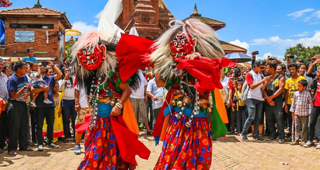 गाइजात्रामा बिदा 